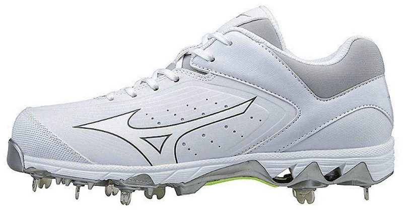 mizuno plastic cleats